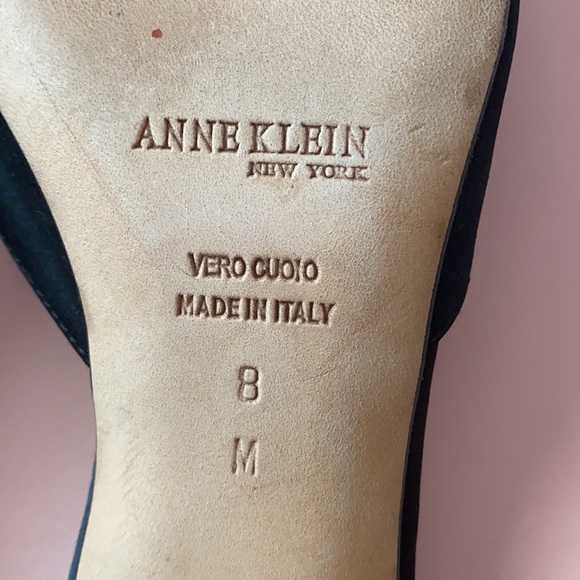 🎉🎉HP🎉🎉Vintage Anne Klein black sling back kitten heel pumps Size 8M - Picture 7 of 9